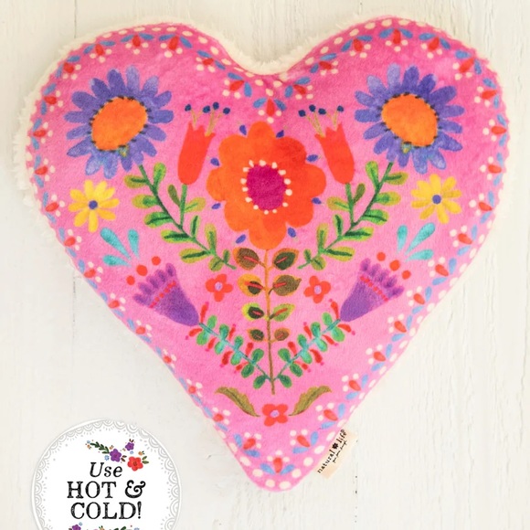 NATURAL LIFE Accessories Nwt Natural Life Sherpa Heating Pad Heart Poshmark